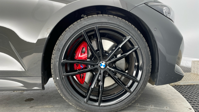 BMW 3 Series 320i M Sport 4dr Step Auto [Pro Pack] Petrol Saloon